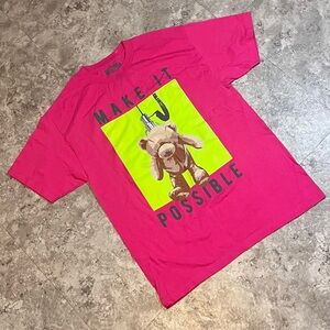 Million Dolla Motive Pink Graphic Tee